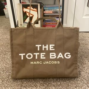Marc Jacobs “The Tote Bag”